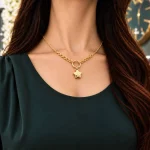 گردنبند ستاره نشان